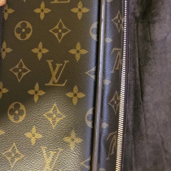 Louis Vuitton luggage suitcase - Picture 8 of 13